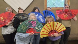 Hide-behind-fan